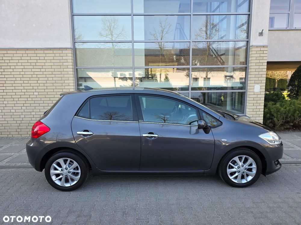 Toyota Auris - 8