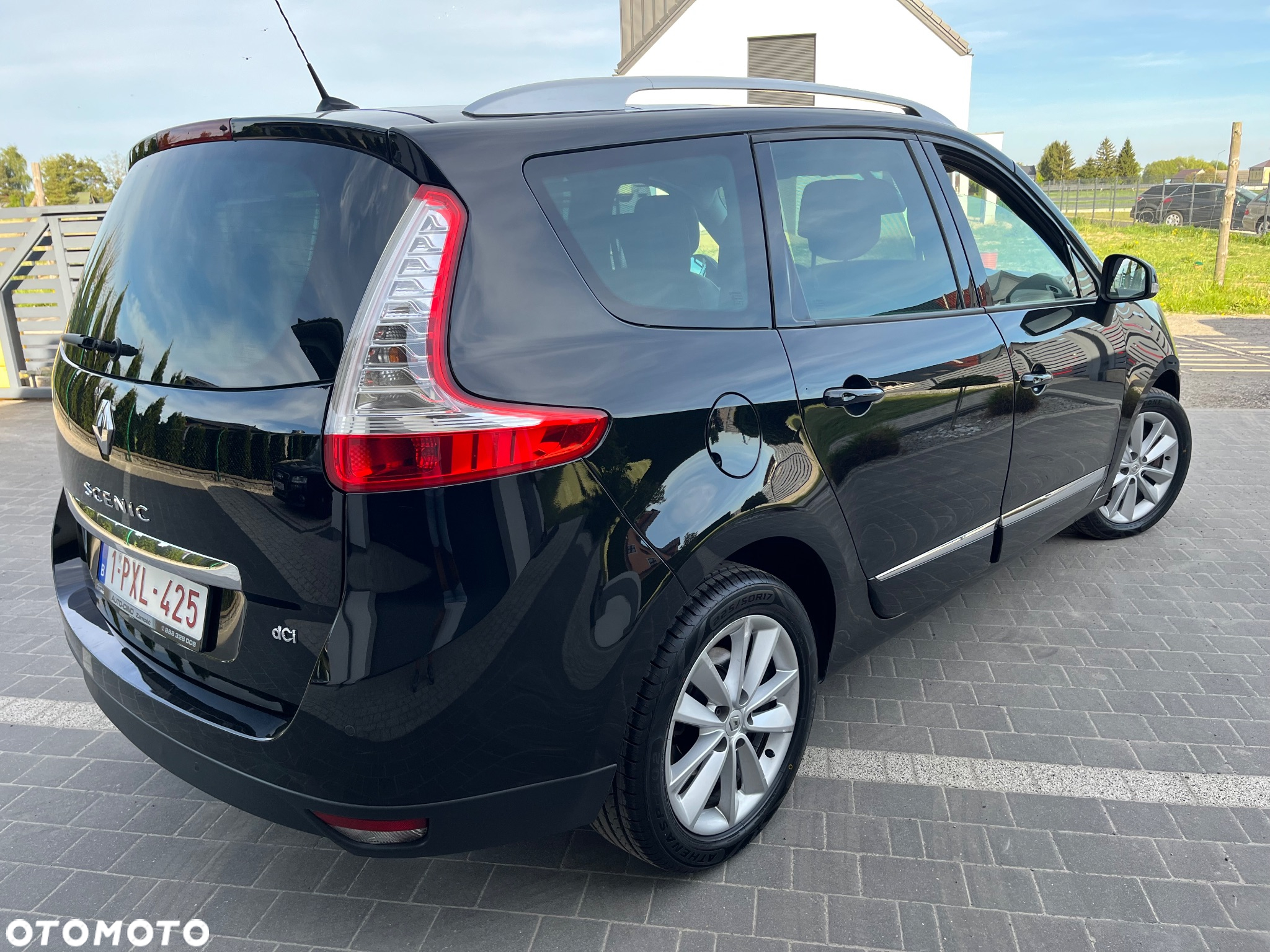 Renault Grand Scenic Gr 2.0 dCi Bose - 8
