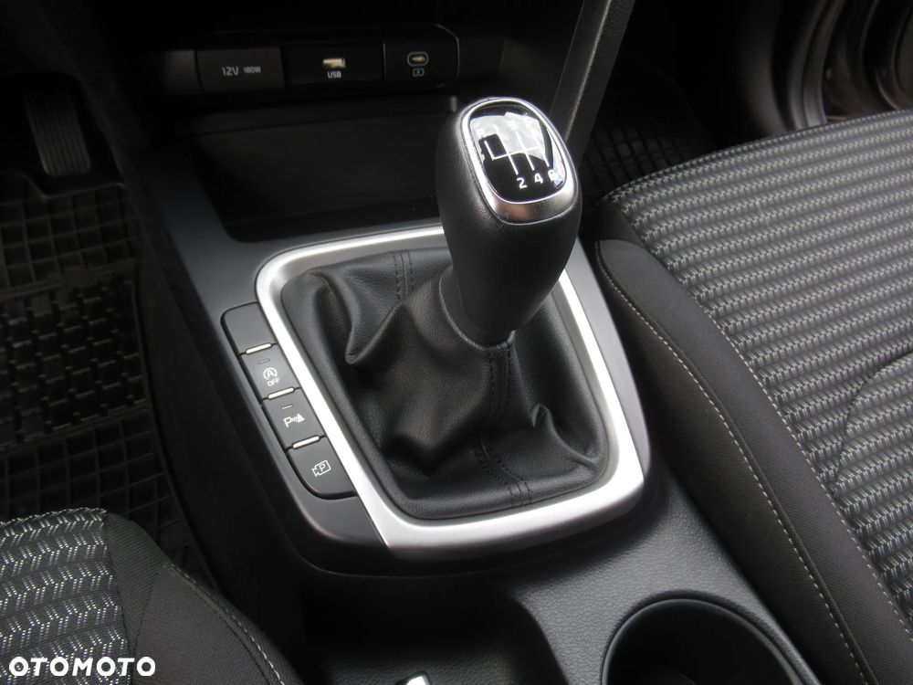 Kia Ceed 1.5 T-GDI M - 16