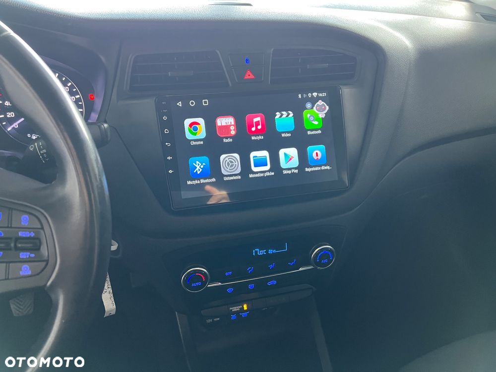 Hyundai i20 - 14