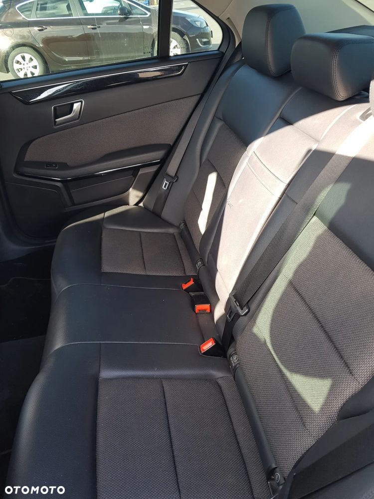Mercedes-Benz Klasa E 200 CGI BlueEFFICIENCY Automatik - 6