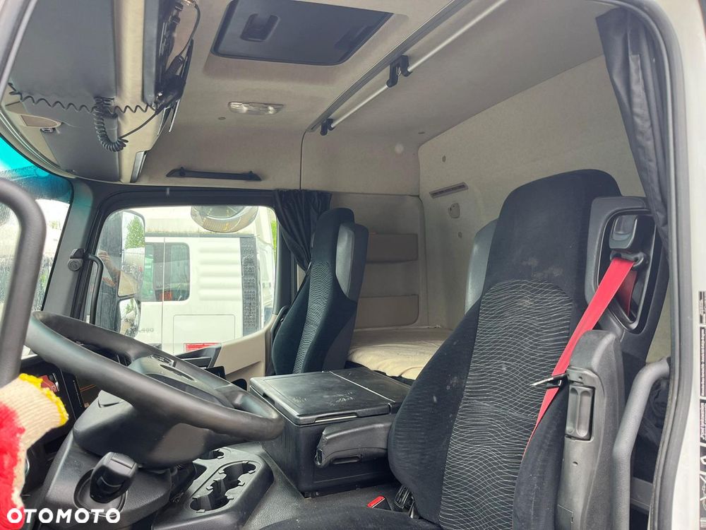 Mercedes-Benz Actros MP4 - 10