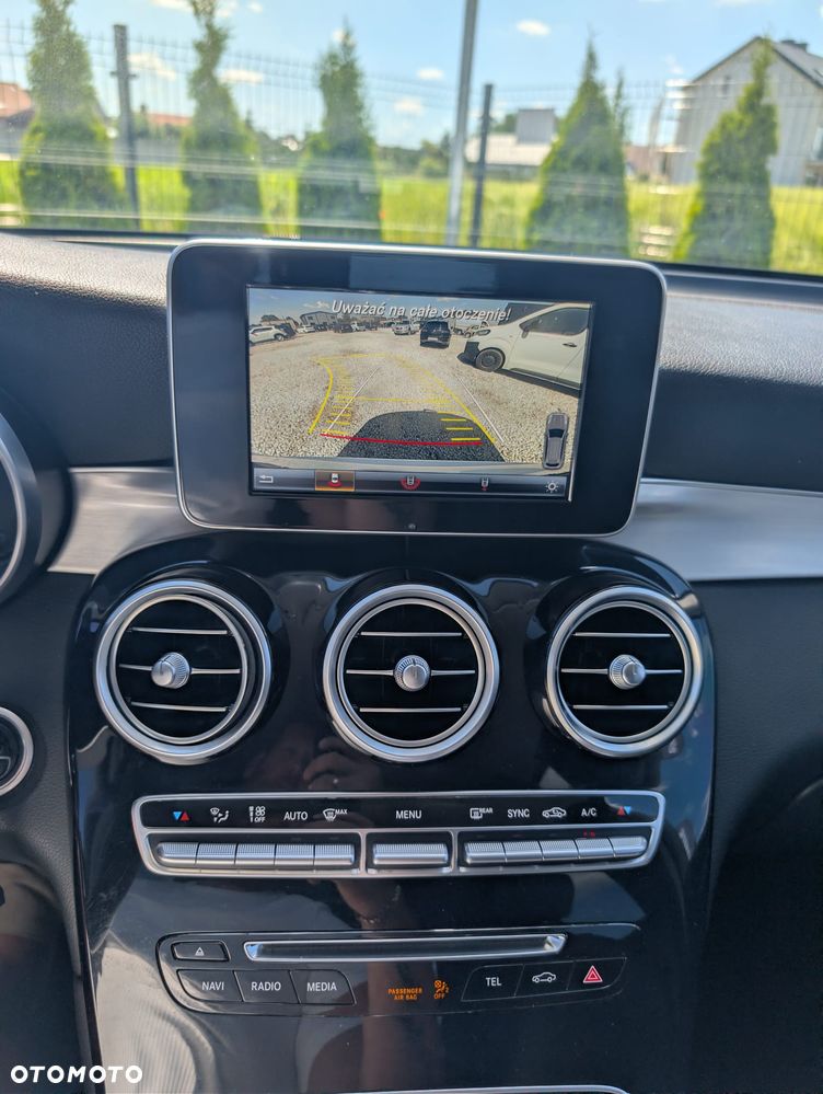 Mercedes-Benz GLC 220 d 4-Matic - 29