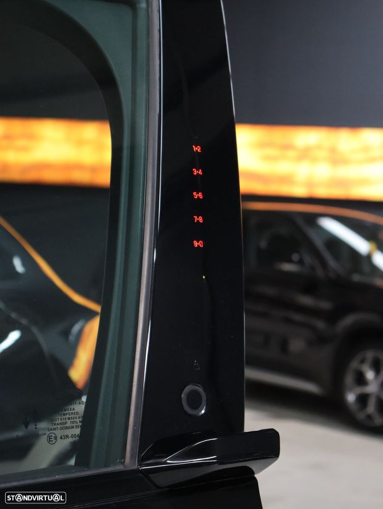 Ford Mustang Mach-E AWD PREMIUM - 15