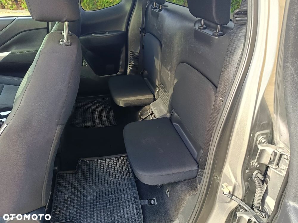 Nissan Navara - 16