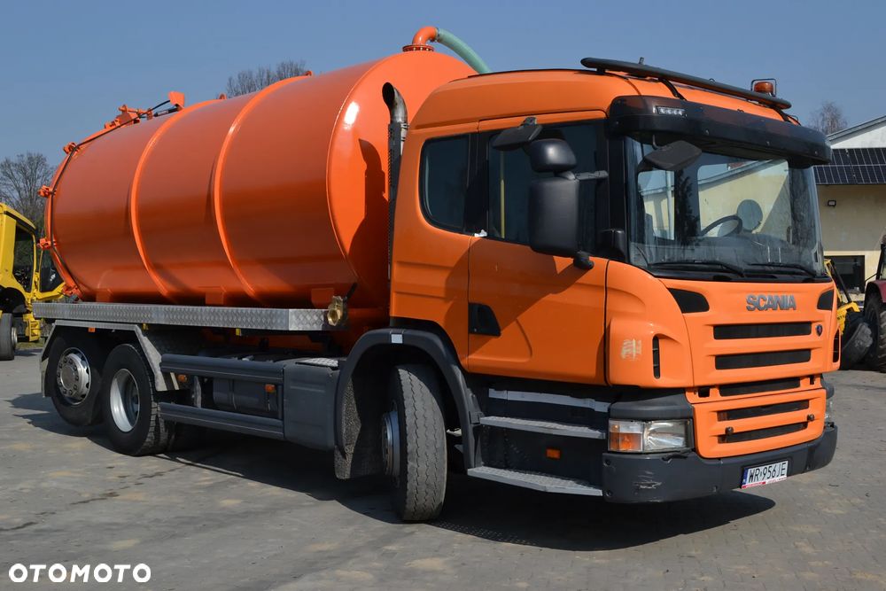 Scania P 320 ASENIZACYJNY TYLKO 157 847 km SZAMBIARKA NOWA BECZKA 20 m³ TRZECIA OŚ SKRĘTNA I PODNOSZONA - 7