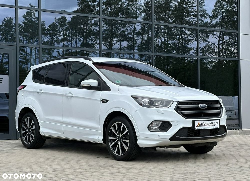 Ford Kuga 1.5 EcoBoost 2x4 ST-Line - 6