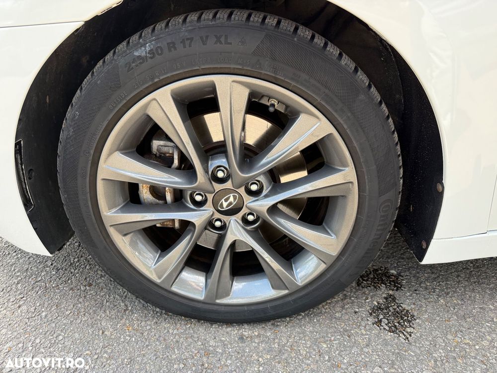 Hyundai i40 1.7 CRDI CW 7DCT Supreme+ - 9