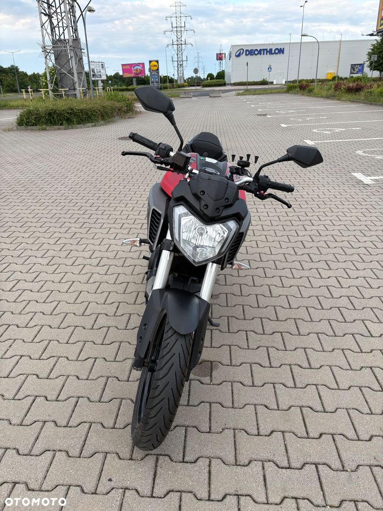 Yamaha MT - 2