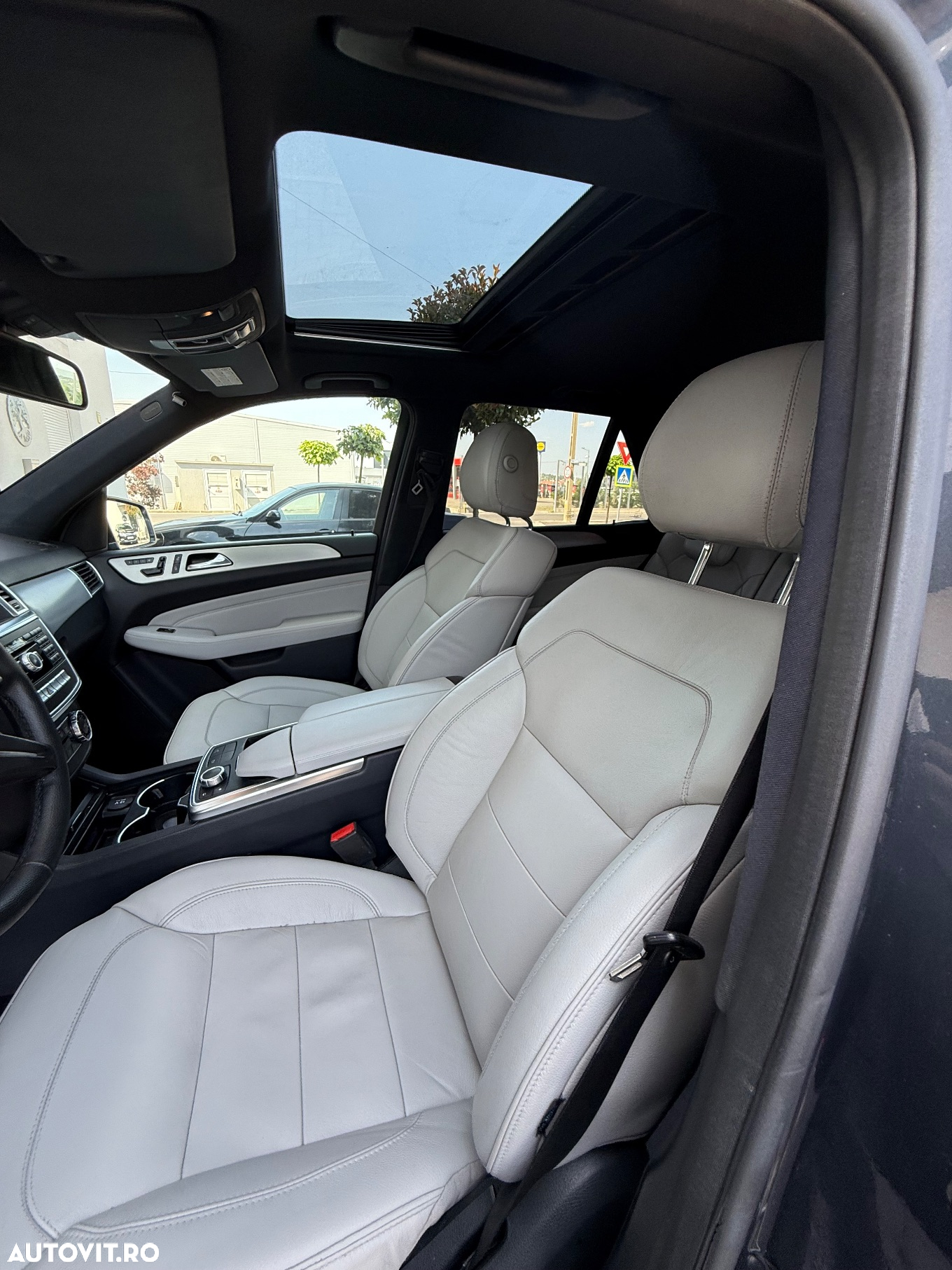 Mercedes-Benz ML 350 BlueTEC 4MATIC 7G-TRONIC Edition 1 - 13