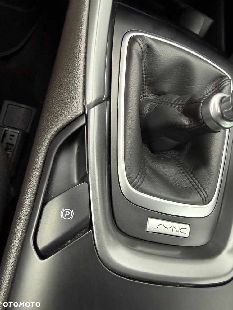 Ford Mondeo SW 1.5 EcoBoost S&S Titanium - 30