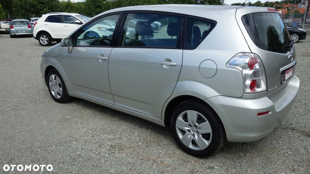 Toyota Corolla Verso 1.8 Premium + 7os - 10