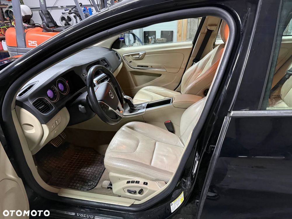 Volvo S60 2.5 T5 - 10