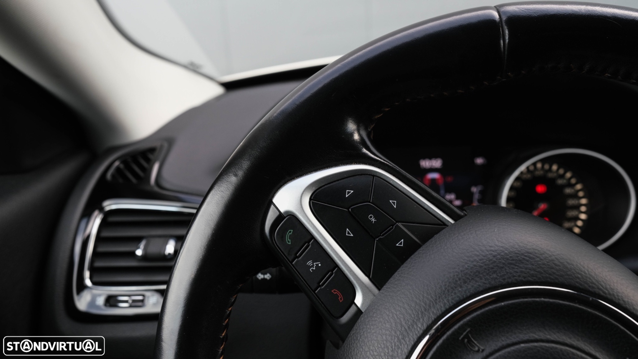 Jeep Compass 1.6 M-Jet Limited - 30