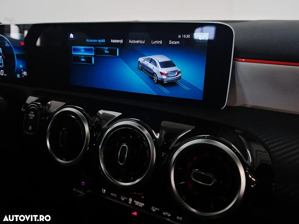 Mercedes-Benz A 180 d 7G-DCT - 15