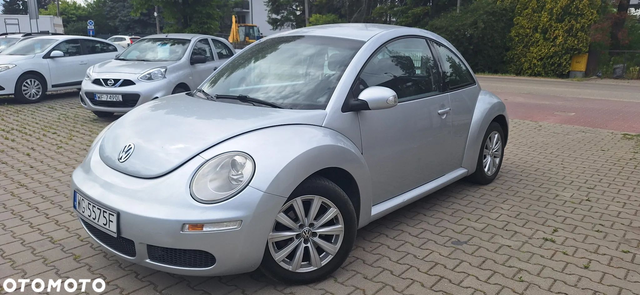 Volkswagen New Beetle - 1