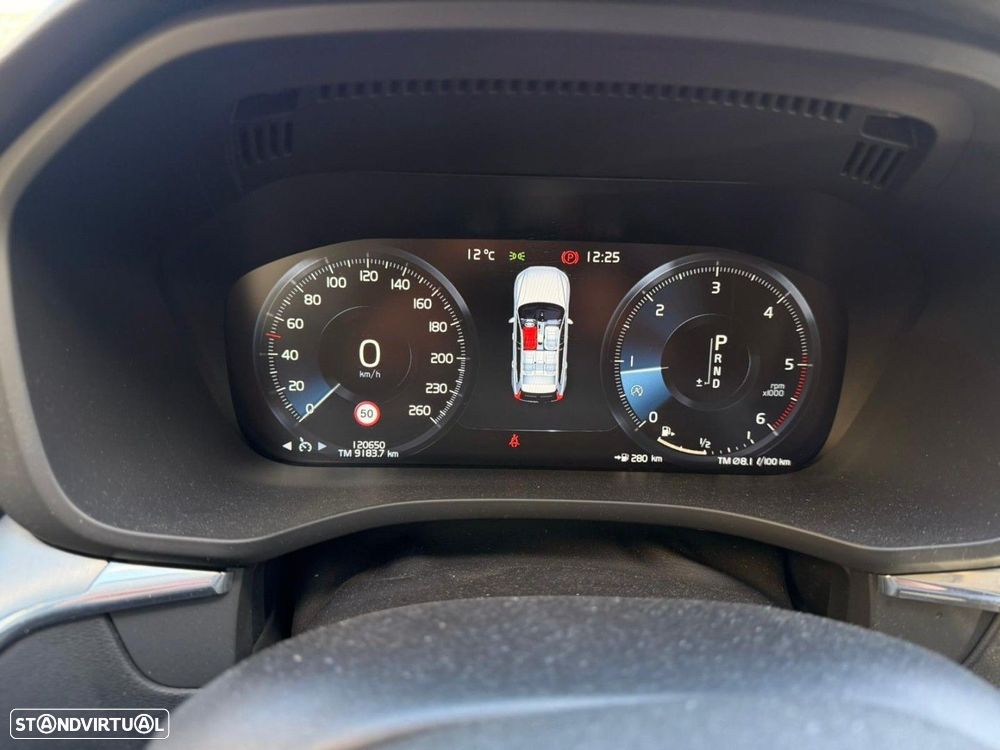 Volvo XC 60 2.0 D4 Inscription AWD Geartronic - 18