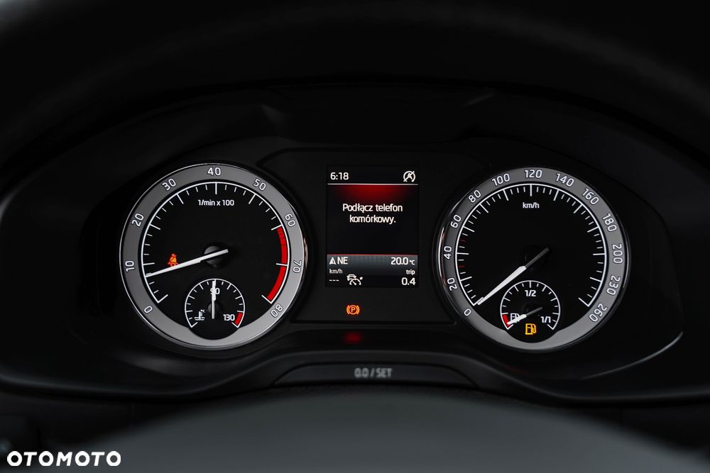 Skoda Karoq 1.5 TSI ACT GPF 4x2 Sportline - 20