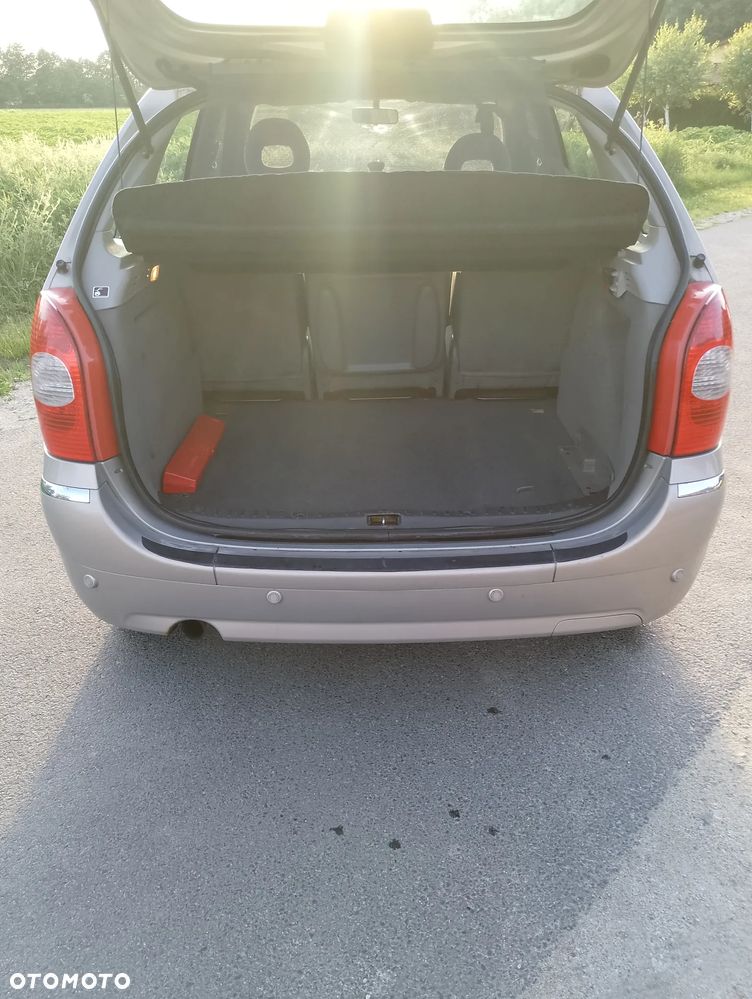 Citroën Xsara Picasso - 10