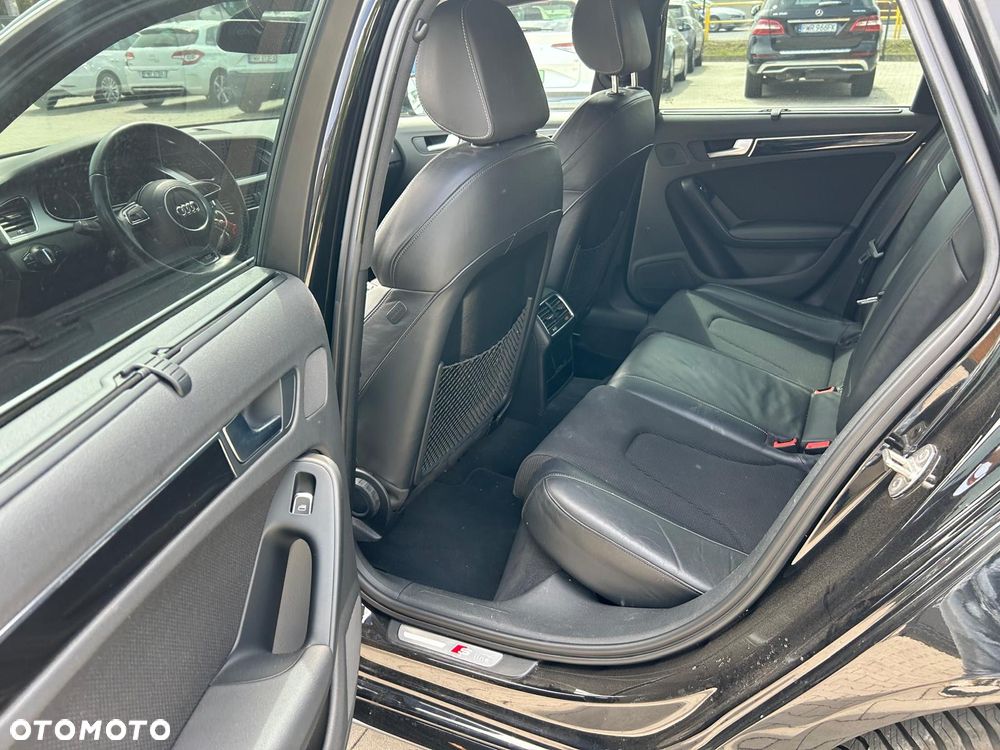 Audi A4 Avant 2.0 TDI DPF clean diesel multitronic S line Sportpaket - 16