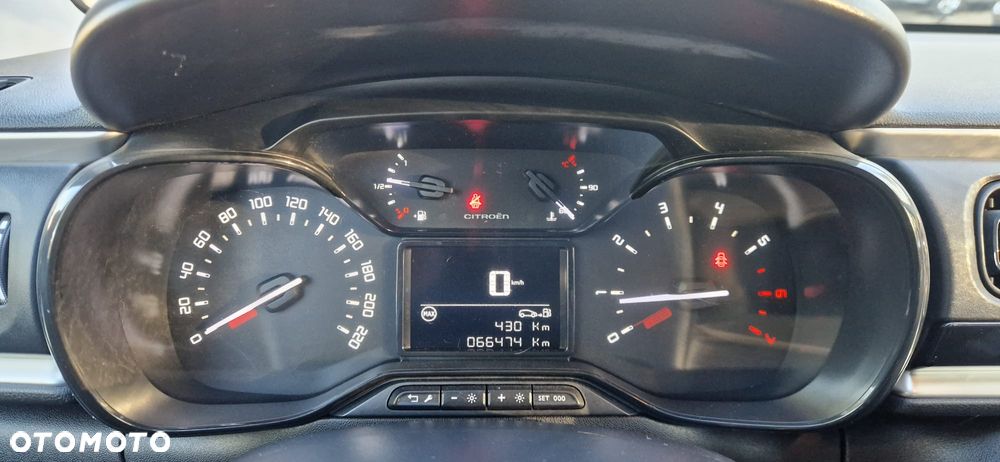 Citroën C3 Pure Tech 82 FEEL - 7