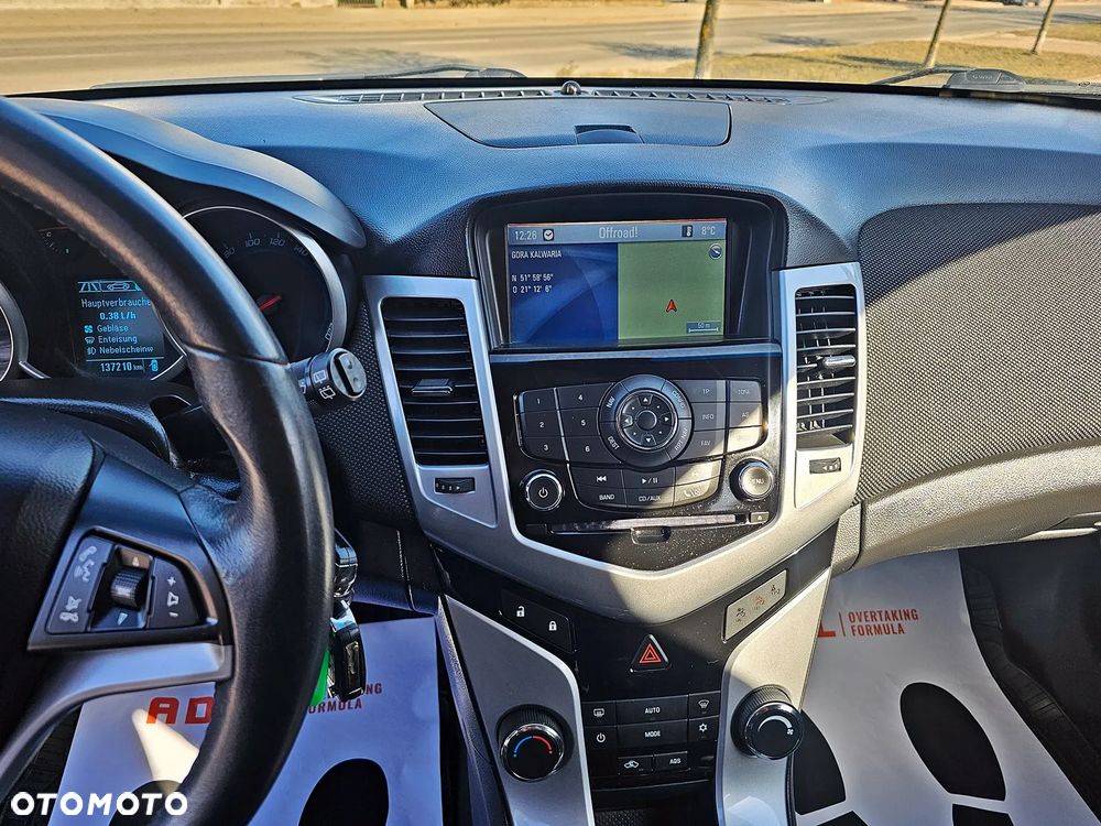 Chevrolet Cruze - 19