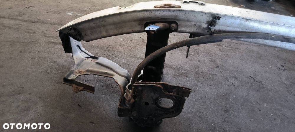 BELKA ZDERZAKA PRZÓD MERCDES-BENZ C-KLASA W203 - 6