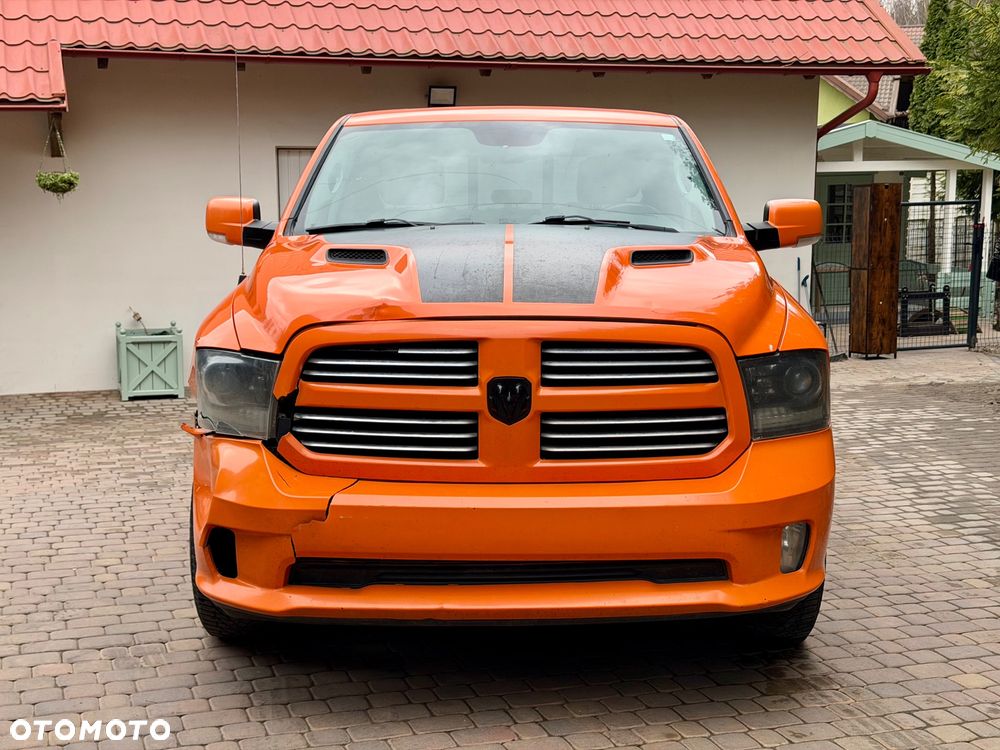 Dodge RAM 5.7 4x4 - 2