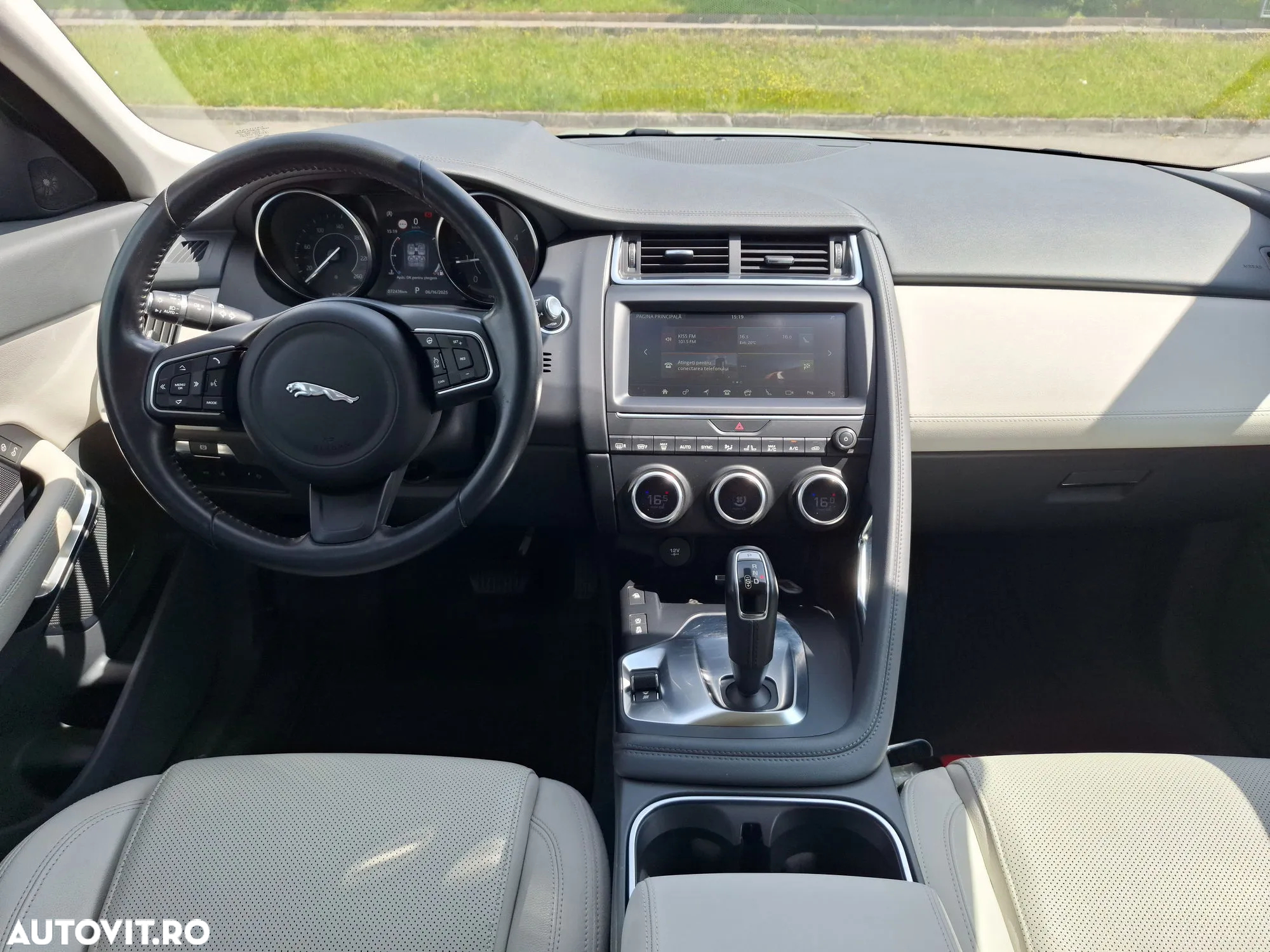 Jaguar E-Pace - 13