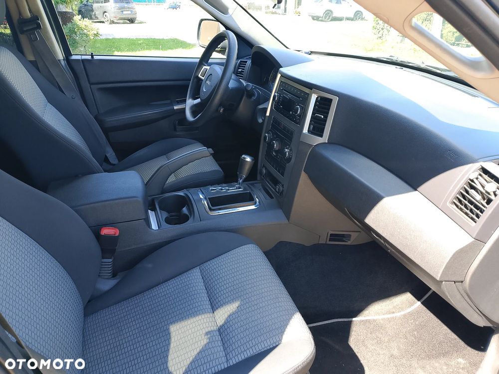 Jeep Grand Cherokee Gr 3.7 4x2 Laredo - 6