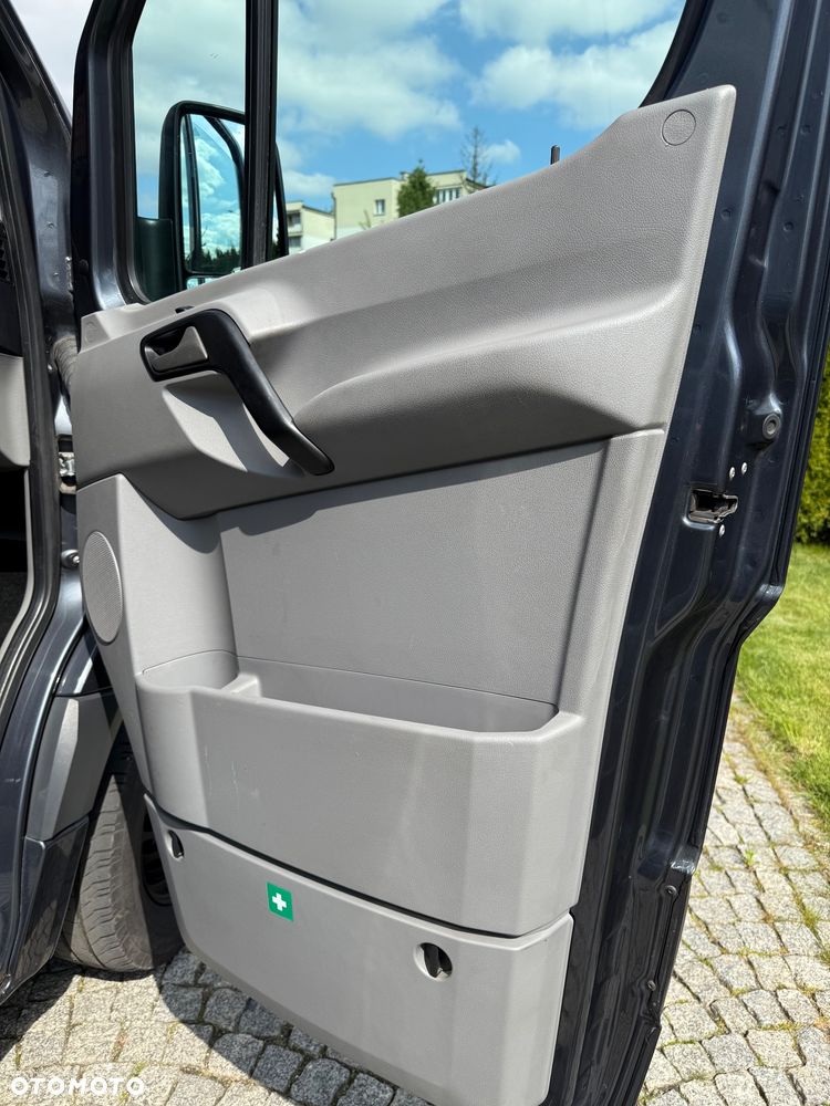 Mercedes-Benz Sprinter - 16
