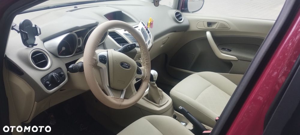 Ford Fiesta - 7