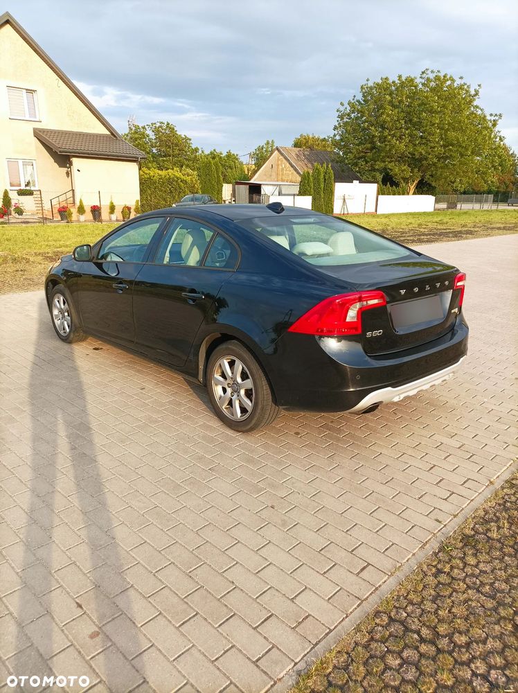 Volvo S60 D2 - 15