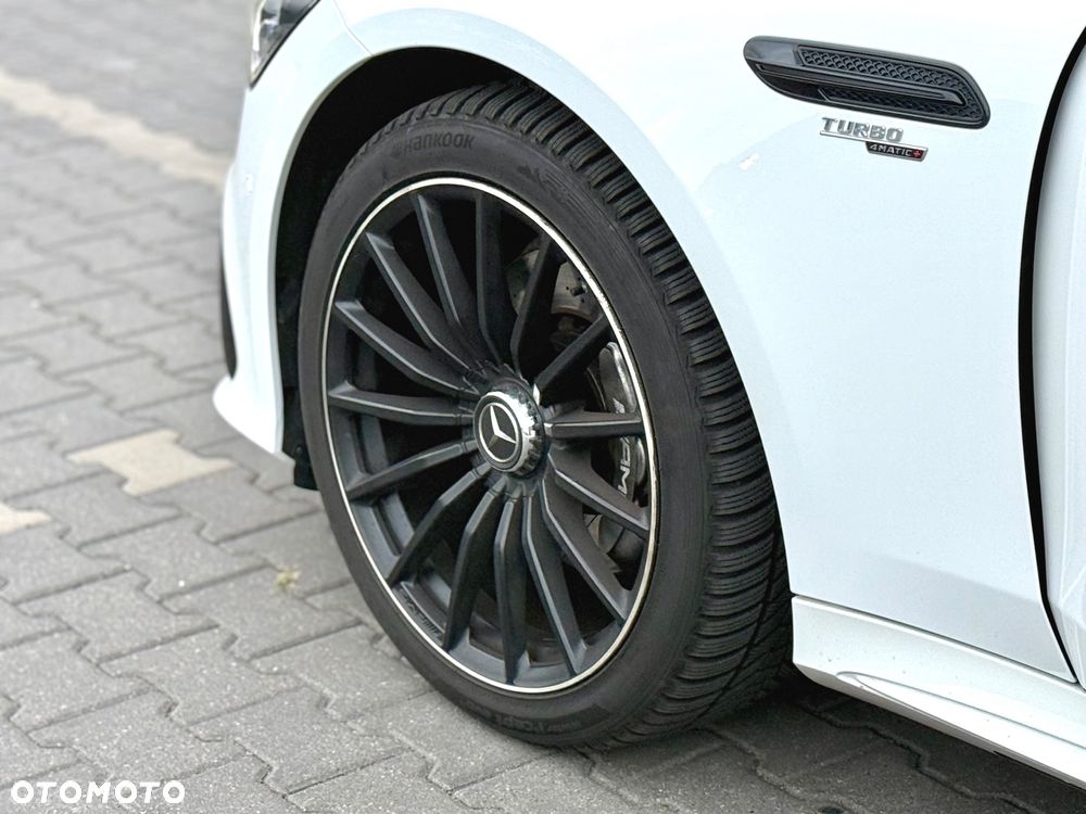 Mercedes-Benz AMG GT 43 4-Matic+ - 29