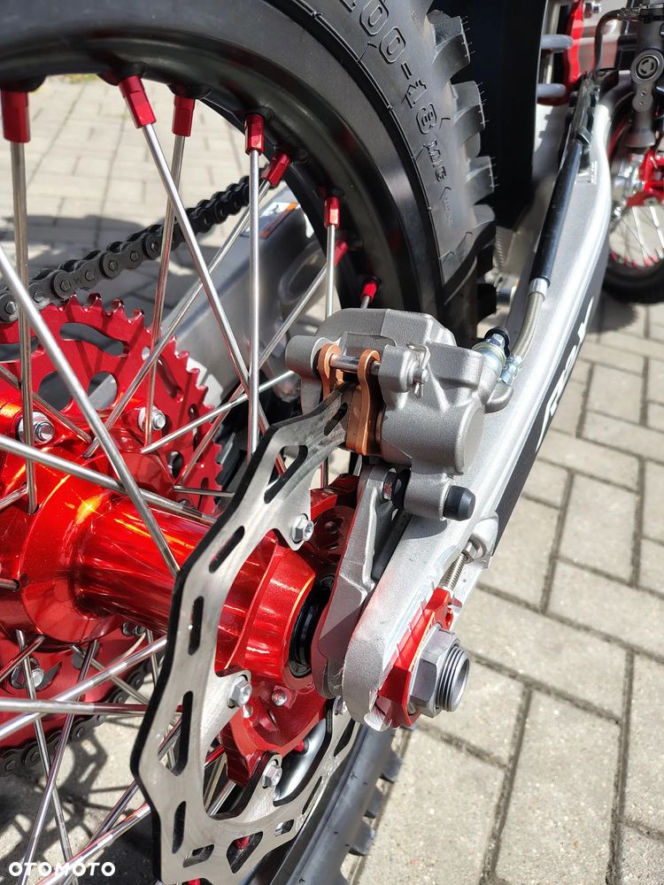 MRF Inny - 28