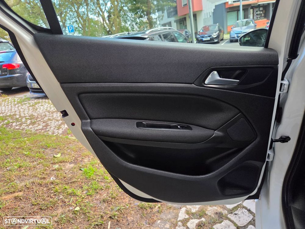 Peugeot 308 PureTech 130 GPF EAT8 Stop & Start Active Pack - 13