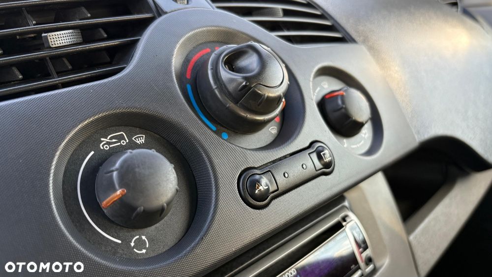 Renault Kangoo - 21