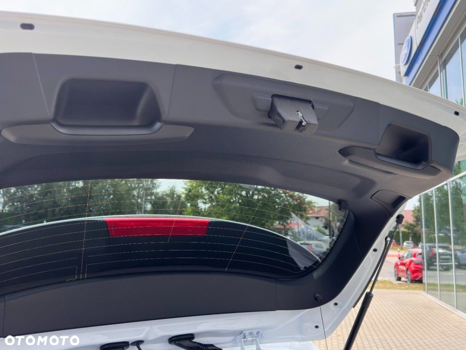 Ford Focus - 21