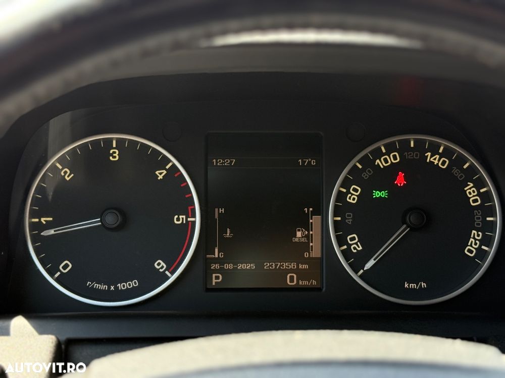 Land Rover Range Rover Sport 3.0 SDV6 SE - 17