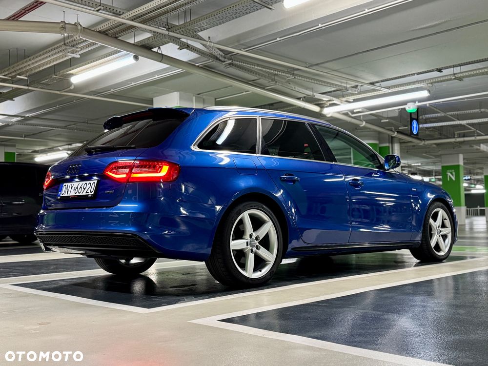 Audi A4 Avant 2.0 TDI DPF quattro S line Sportpaket - 11