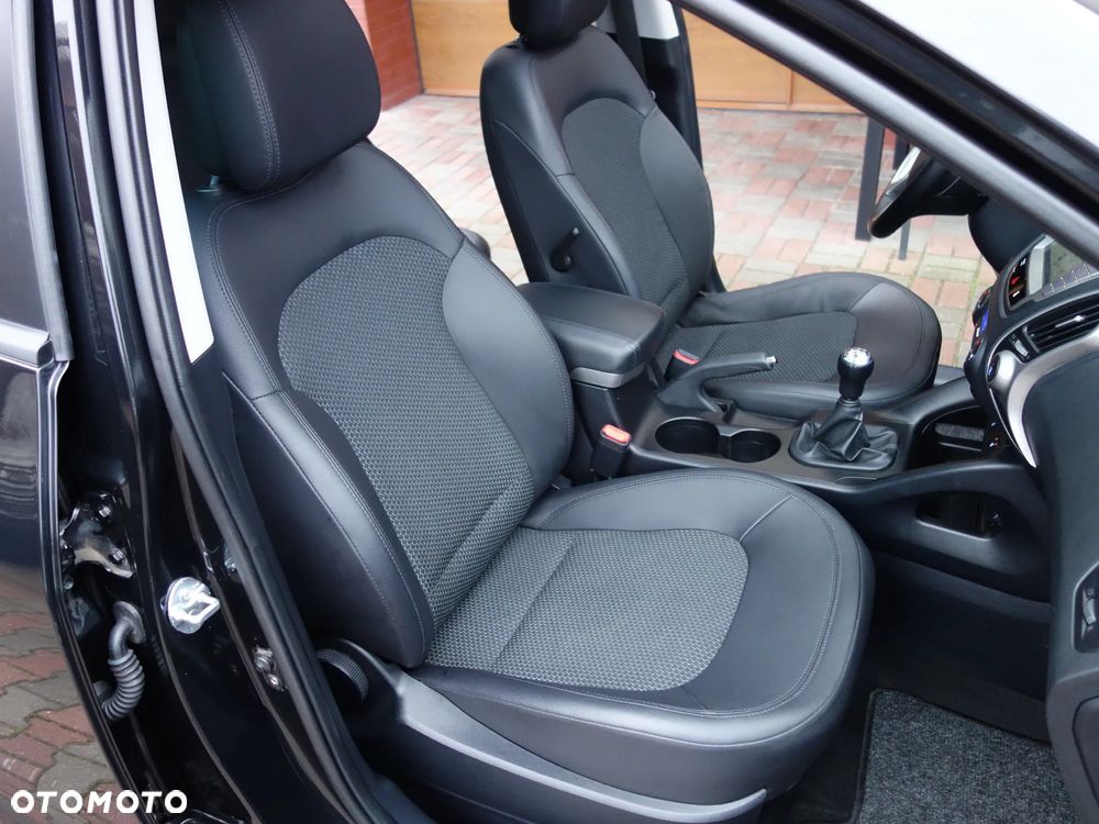 Hyundai ix35 2.0 2WD Style - 20