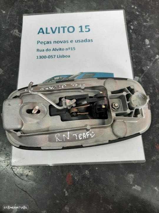 puxador das portas Renault Trafic   e Opel Vivaro  09 - 2