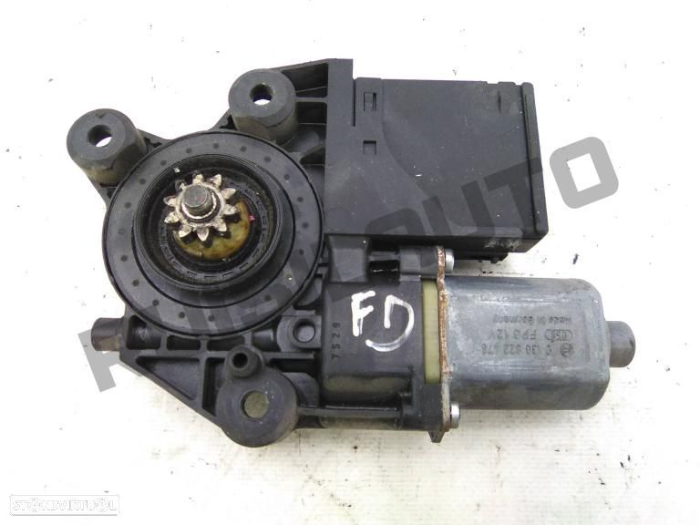 Motor Elevador Frente Direito Confort 8073_00004r Renault Megan - 1