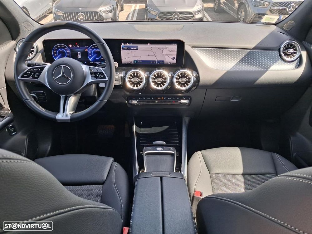Mercedes-Benz EQA 250+ Progressive - 17
