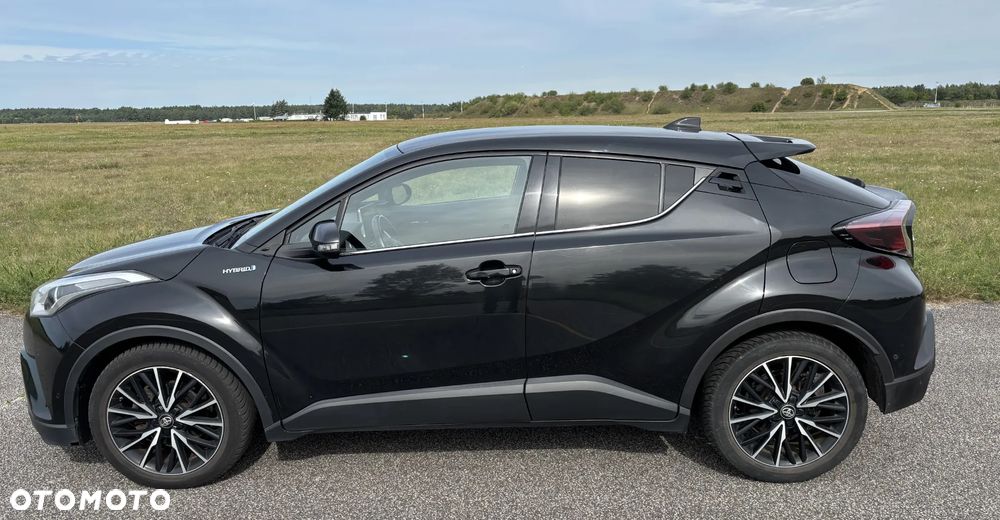 Toyota C-HR 1.8 Hybrid Prestige - 2