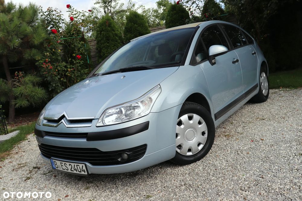 Citroën C4 1.6 16V Impress - 1