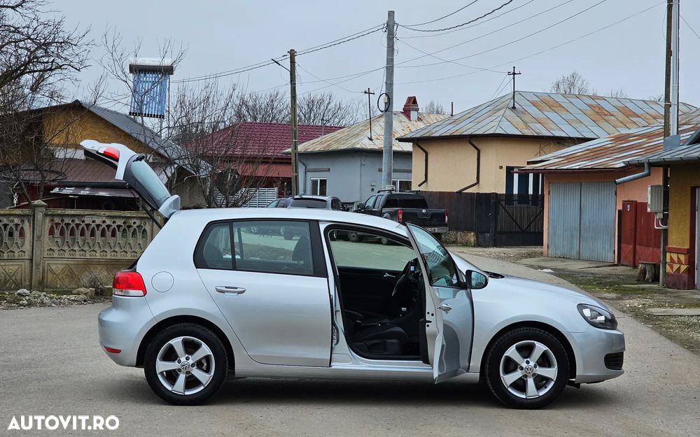 Volkswagen Golf 1.6 DSG Team - 14