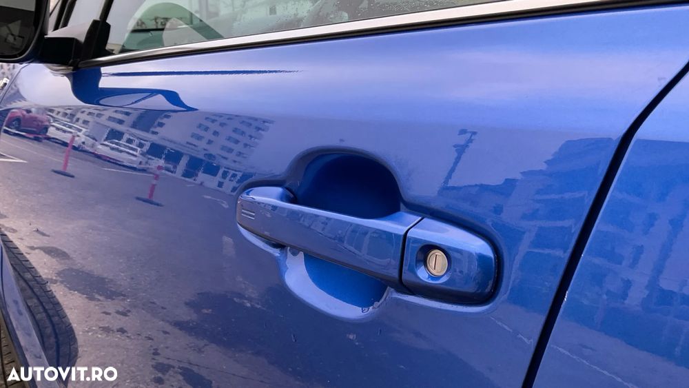 Toyota C-HR 2.0 HSD 184 CP 4x2 CVT C-ult Style bi-tone - 34