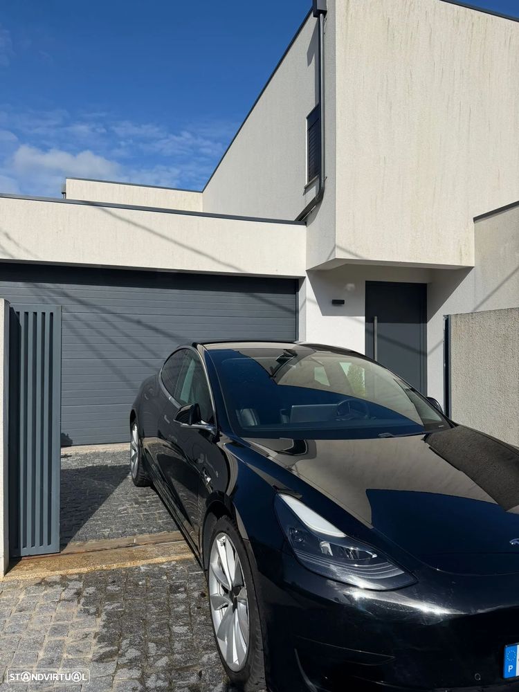 Tesla Model 3 Standard Range Plus RWD - 2