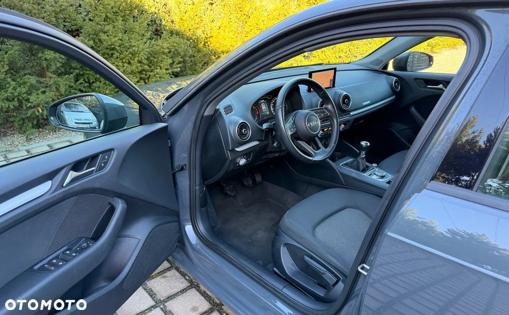 Audi A3 Sportback 1.6 TDI - 9
